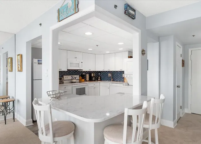 Ferienhaus Oceanfront Capri Penthouse With Indoor Pool And Much More!