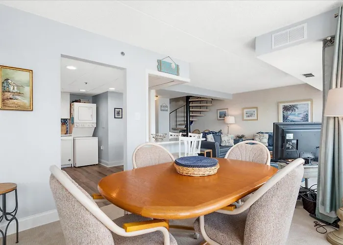 Ferienhaus Oceanfront Capri Penthouse With Indoor Pool And Much More!