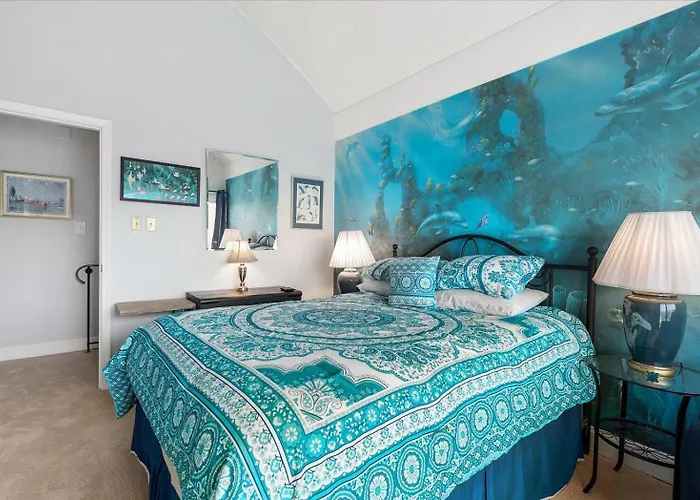 Oceanfront Capri Penthouse With Indoor Pool And Much More! *