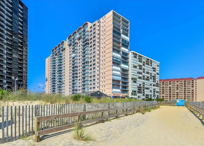 Oceanfront Capri Penthouse With Indoor Pool And Much More! * Ocean Stadt