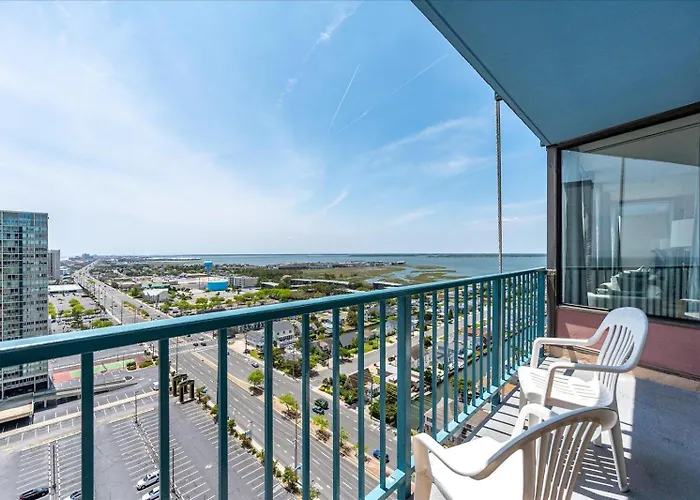 Ferienhaus Oceanfront Capri Penthouse With Indoor Pool And Much More! *